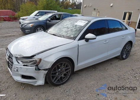 2017 Audi A3 Premium из США, поврежденный, VIN WAUB8GFF1H1032979